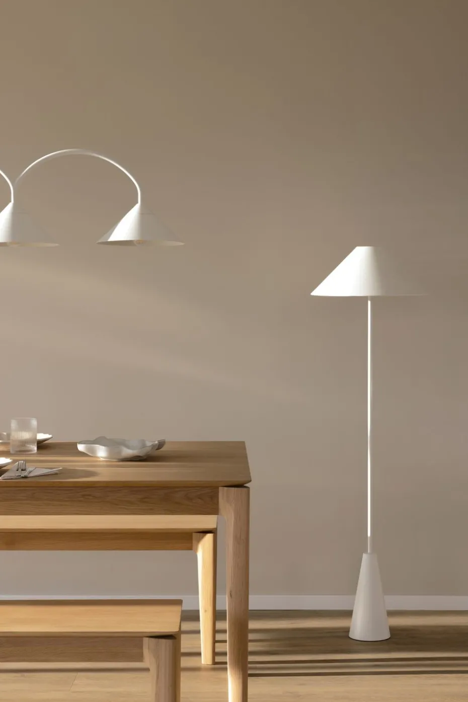 Cannes Stehleuchte 140 cm