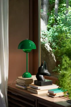 FlowerPot VP3 Tischleuchte