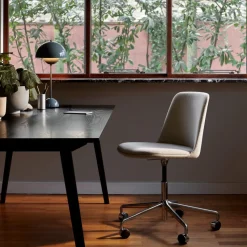 FlowerPot VP3 Tischleuchte