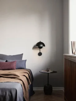 Flowerpot Wandleuchte VP8