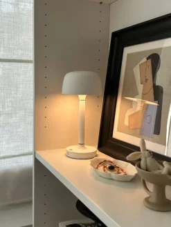 Halo portable Tischleuchte 25,5 cm