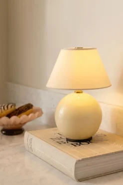 Iris 16 tragbare Tischlampe