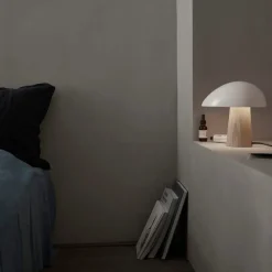 Night Owl Tischleuchte Eschenholz