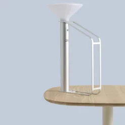 Piton tragbare Tischleuchte