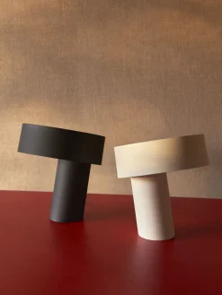 Slant Tischleuchte