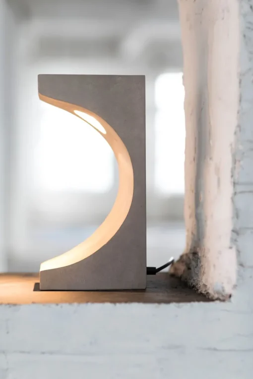 Tangent Concrete Tischleuchte 33cm