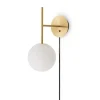 TR Bulb Suspended Wandleuchte