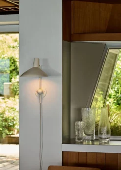 Tripod HM12 Wandleuchte