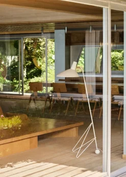 Tripod Stehleuchte HM8