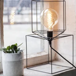 Trompe l'oeil Tischleuchte